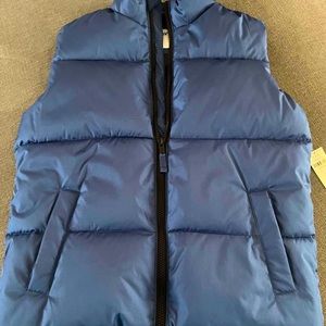 Boys Old Navy vest size 10/12 large NEW with tags